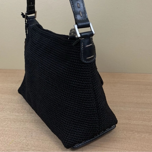 The Sak Shoulder Purse Black Crochet Knit Zip Closure Small Hobo Charm Hand Bag - Picture 5 of 10